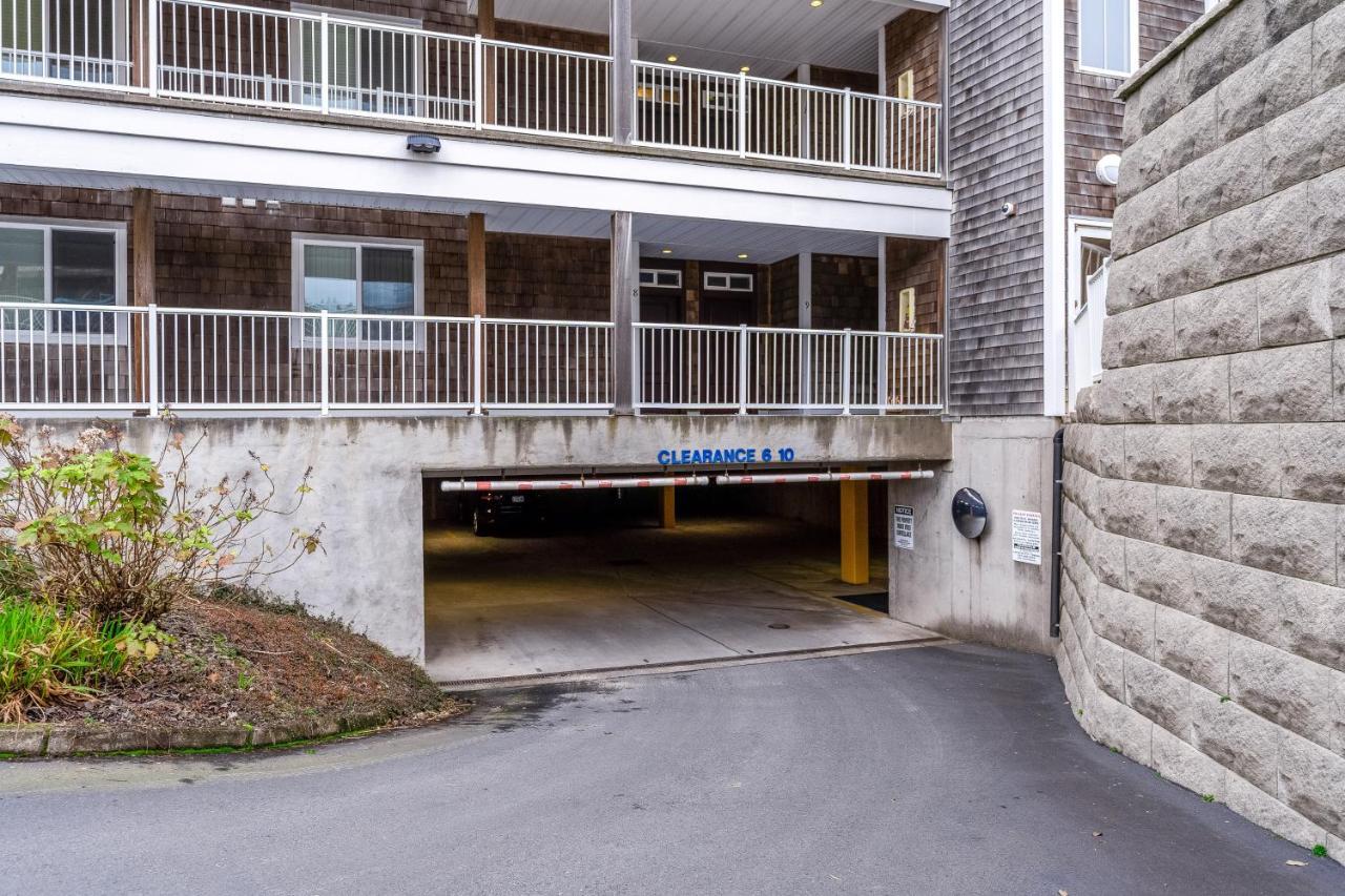 Oceanfront Contemporary Apartment Lincoln City Exterior photo